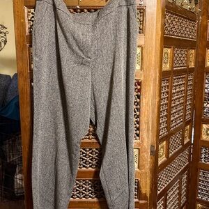 Investments Black and Gray Patterned Fabric